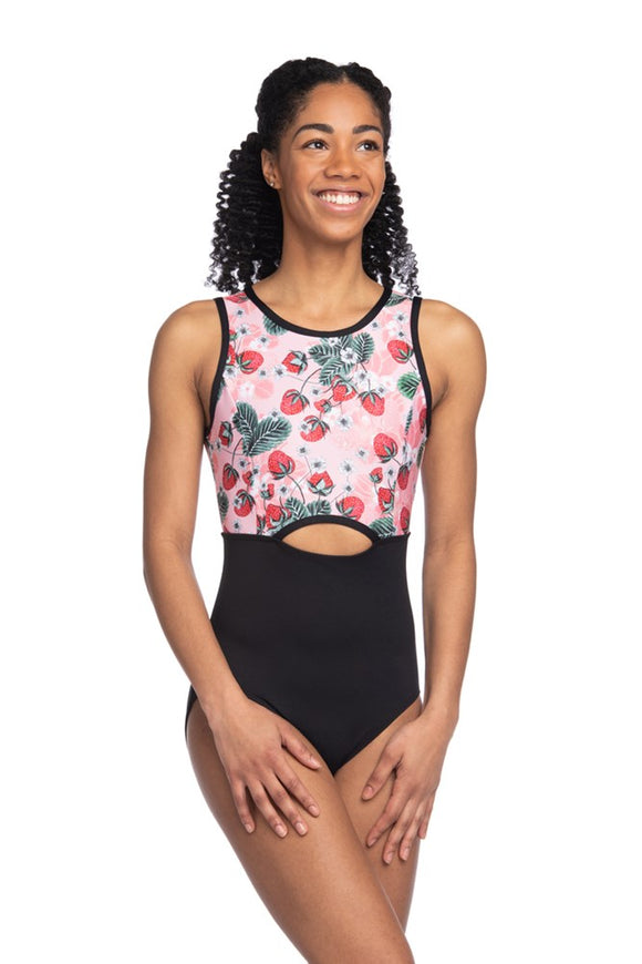 Holly with Summer Strawberry - AW1093SS